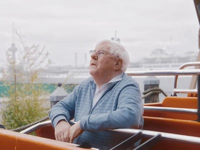 RTV Oost broadcasts documentary Pretpark Hennie on Whit Sunday. 