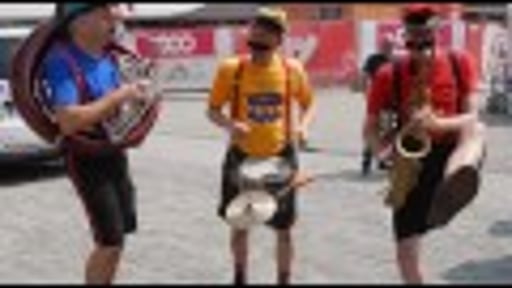 FUNFARE in Charleroi festival Rire Sur la Ville 5-6-2016 entertainment music