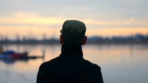 EVERYWHERE AND NOWHERE - A Short Portrait Documentary about Giovanni Oduber