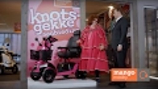 Heeft u hem ook in het roze? (Uitgebreide versie TV-commercial 2017)