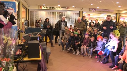 Sinterklaas in winkelcentrum Noordhove
