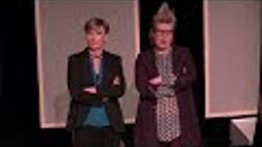 Angela speelt bij Theatergroep de Fusie in Hilversum, als je een Boy Band.