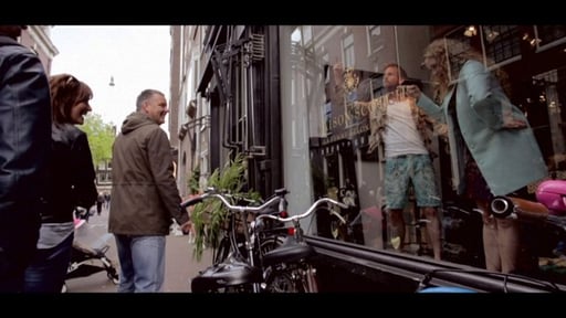 Scotch & Soda | Live mannequins at conceptstore