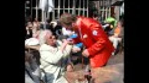 Liedjes en conferences van Wim Sonneveld door Ken Besuijen