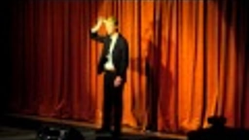 culturele avond 2 Victor's microfoon