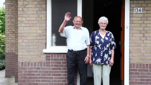 SMALL DOCS: 60 JAAR GETROUWD