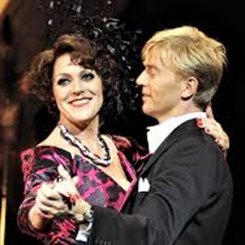 Antonie Kamerling en Simone Kleinsma