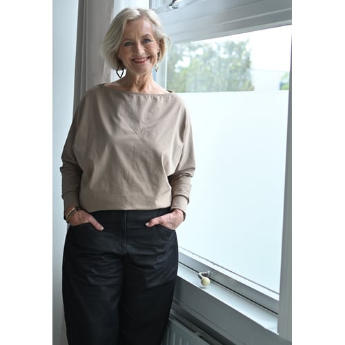 Ingrid bij raam