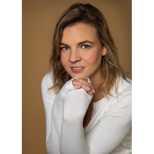 Mireille headshot 2026