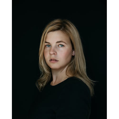 Headshot Mireille