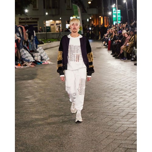Maxivive catwalk