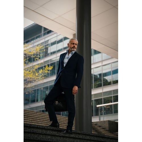 Wim standing Business