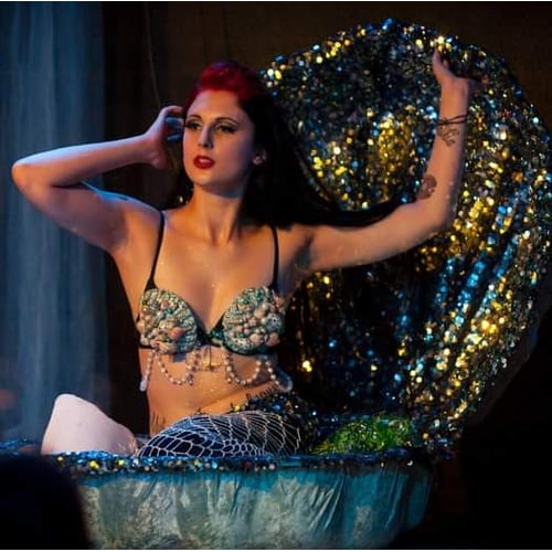 Burlesque mermaid