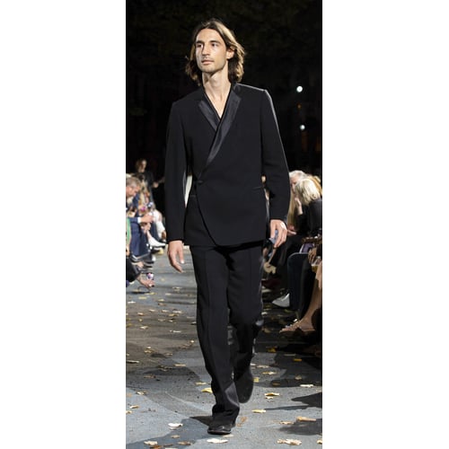 Café Costume 15 year Runway