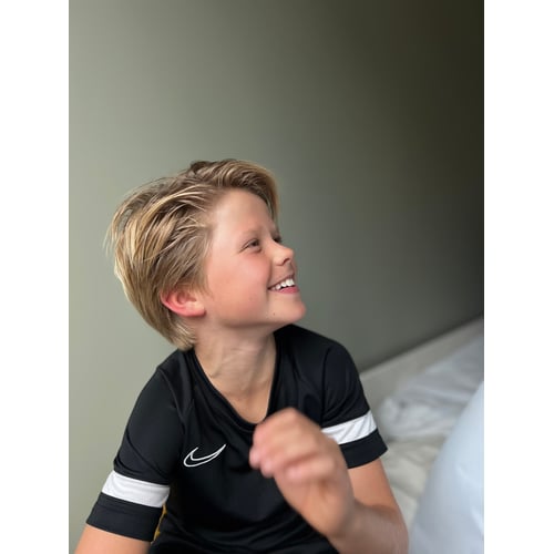 Faber straight hair - en profile