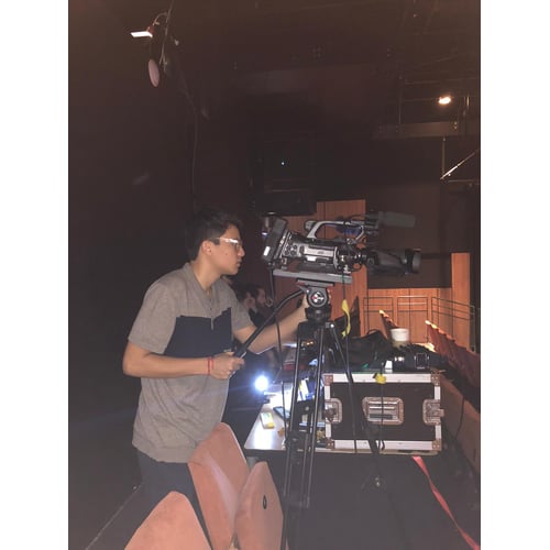 theatershow: The Walls