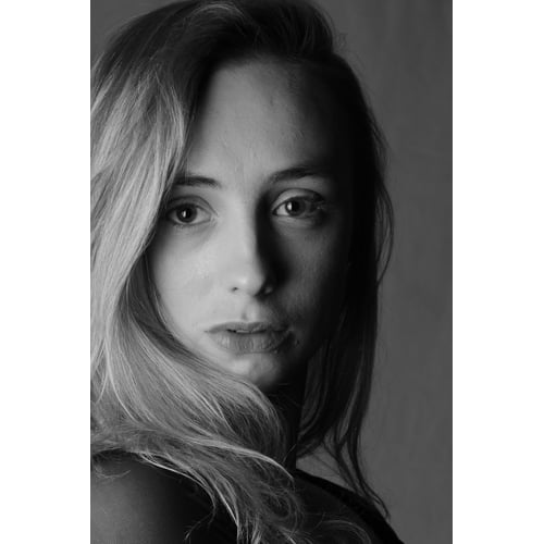 headshot
