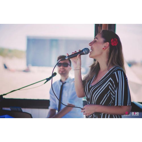 Jennifer live muziek 