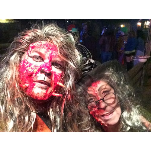 Scare actor als Beast