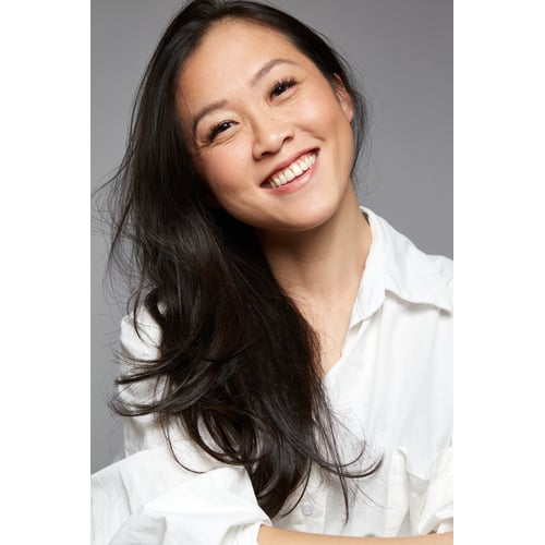 Yao Yao - Headshot smile