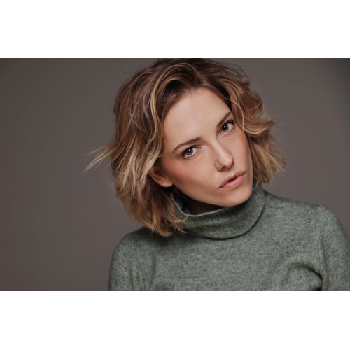 July Janssen - Actress 