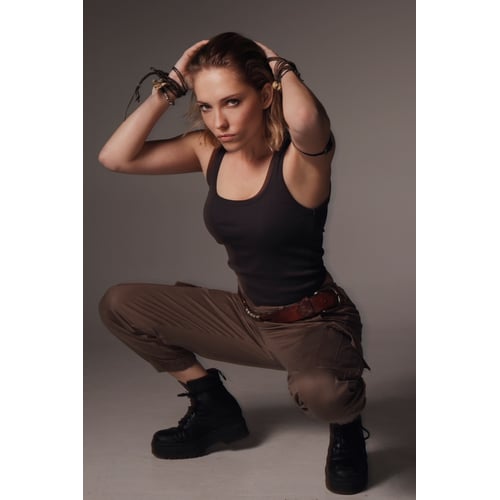 July Janssen - Actress 