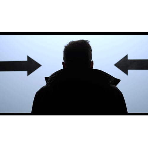Still uit silhouetten tegen het licht pilotshoot
