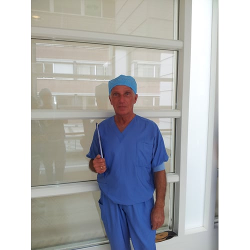Als chirurg bij Dr.Tinus 