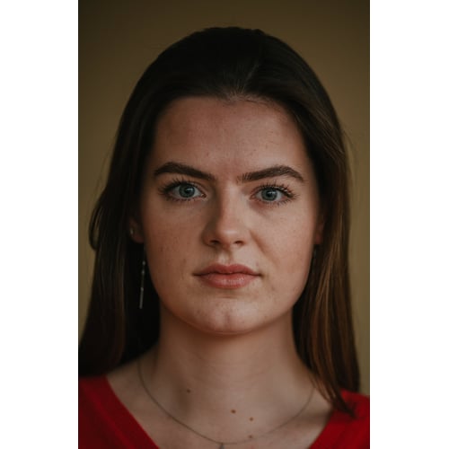 Headshot 6