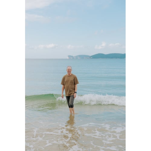 Bas de Leeuw strand full body