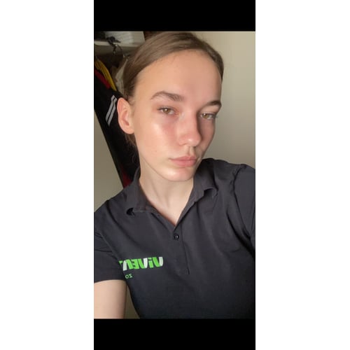 Selfie No Makeup