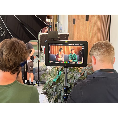 Behind The Scenes 02