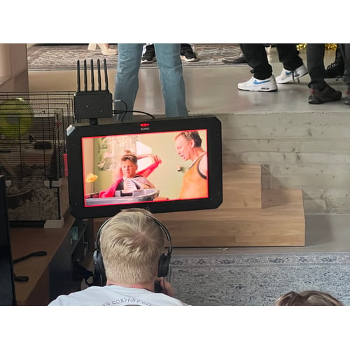 Behind The Scenes 03