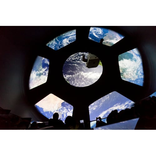 Earth theater