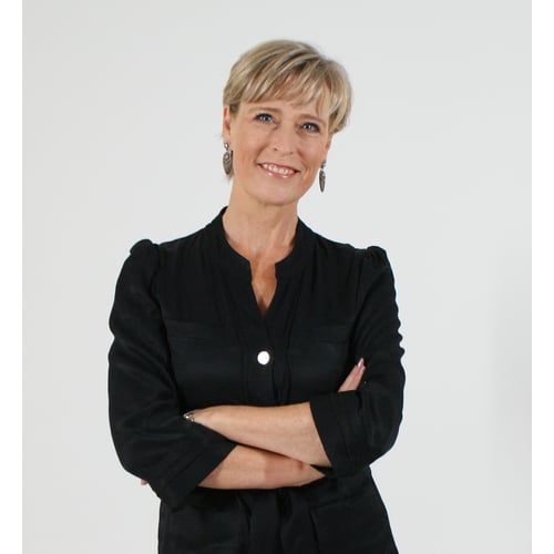 angela4
