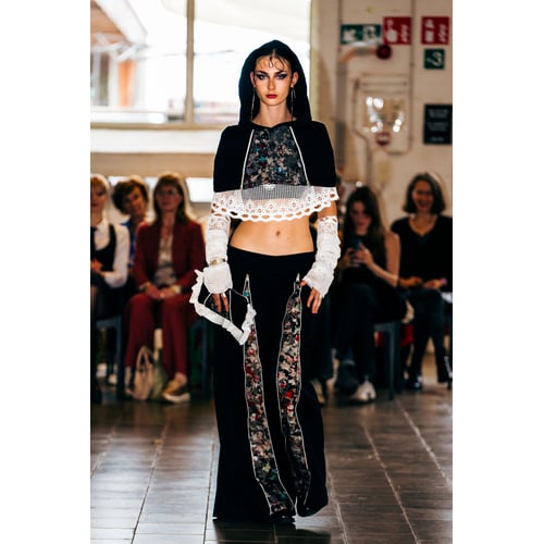 model- runway show