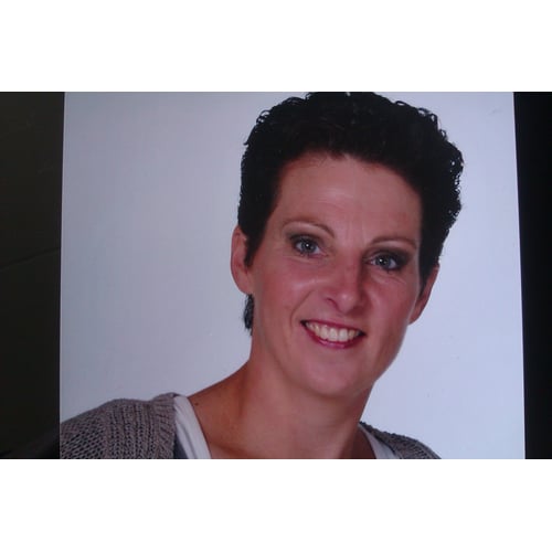 Met kort haar