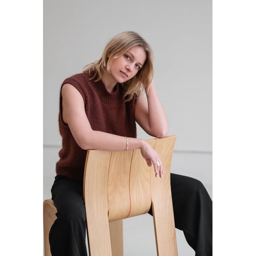 Laura Hersée for TEN women