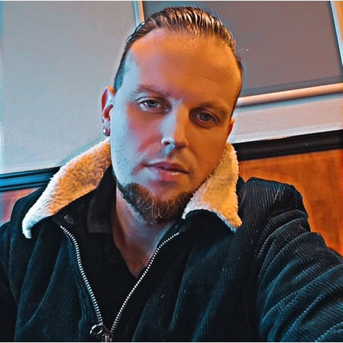 Selfie male 
