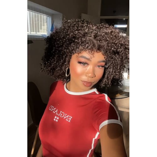 Curly hair 