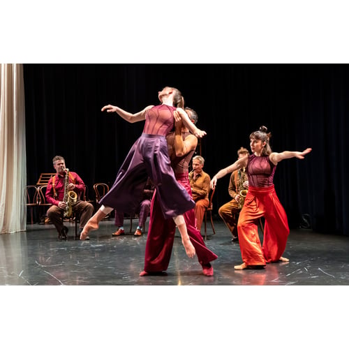 Costumes for dance production 'Tegenwind', company De Stilte 