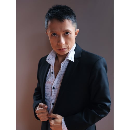 Kwok One Power look 2022