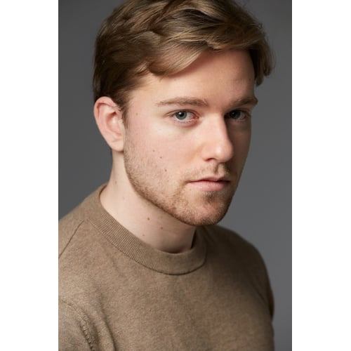 headshot 2