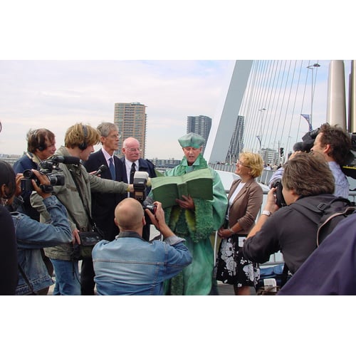 Ik als Erasmus,opend de Wereldhavendagen van Rotterdam in 2006