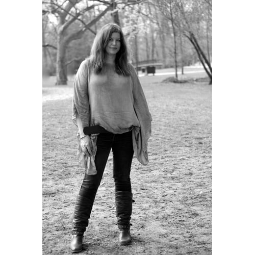 Jenny staand