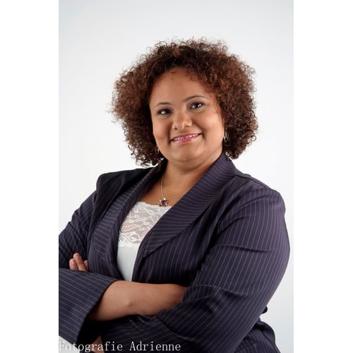 Oonagh Evertsz - Business