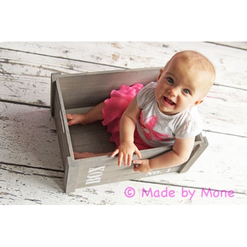 Sanne in box