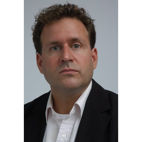 Thijs van Aken - Zakelijk serieus