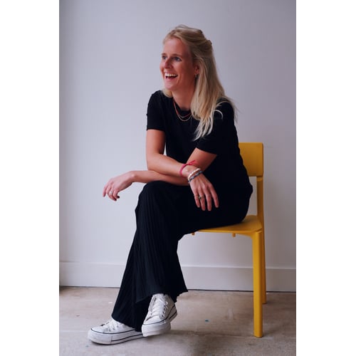 Full body Marjolijn Ebels