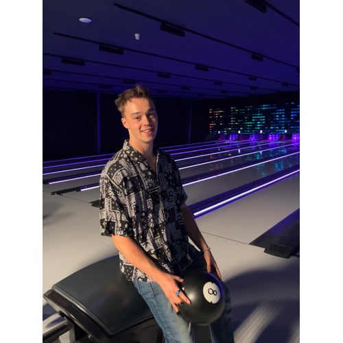 Photo Jimi Bowling